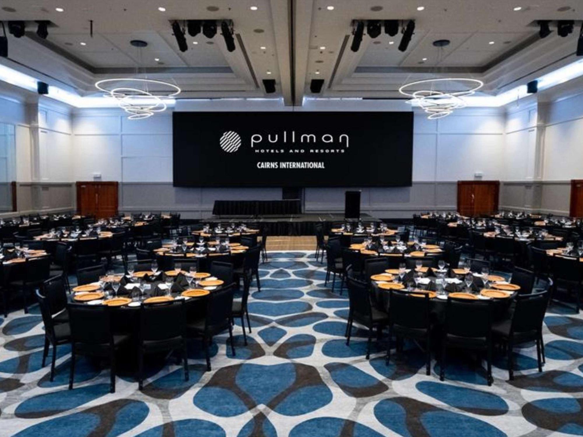 Готель Pullman Cairns International Екстер'єр фото The International Ballroom